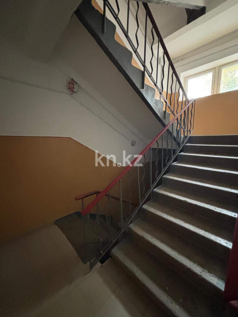 Продажа 3-комнатной квартиры, 63.3 м² в Уральске - фото 8