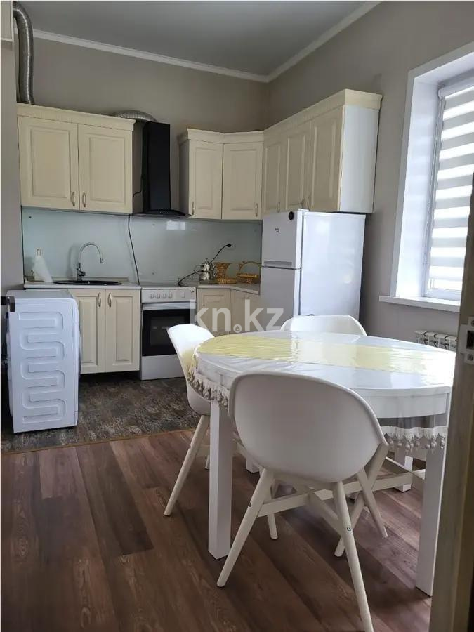 Продажа 2-комнатной квартиры, 60 м², ул. Университетская, дом  78/11 в Караганде - фото 3