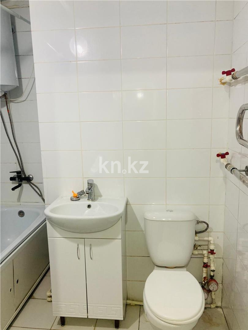 Продажа 3-комнатной квартиры, 90 м², пр. Республики в Караганде - фото 10