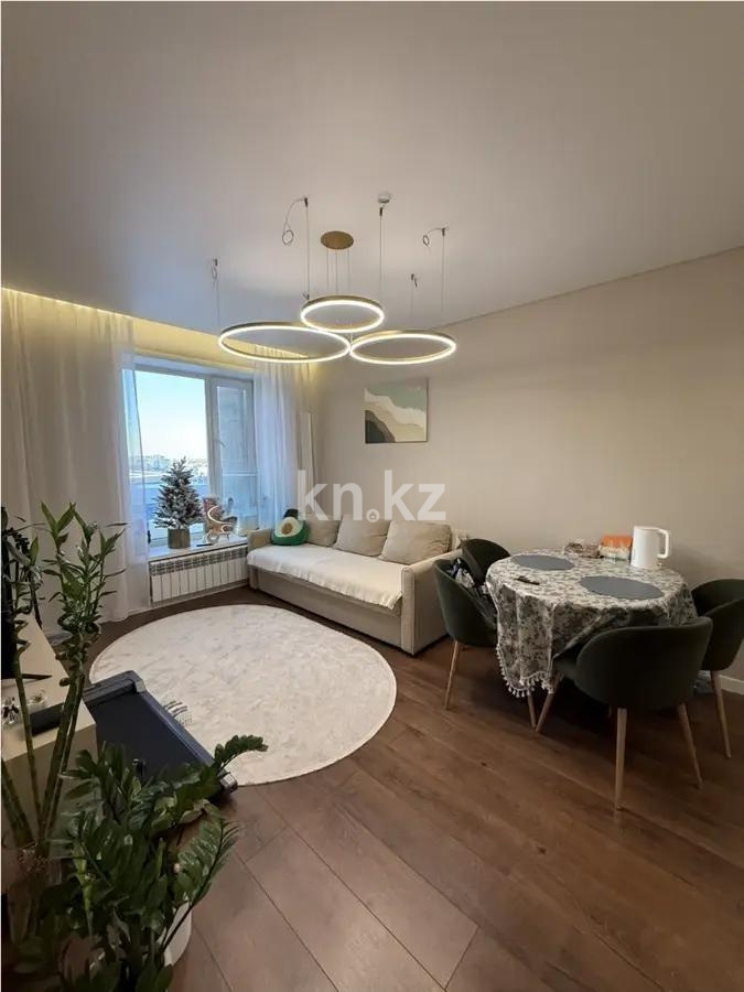 Продажа 2-комнатной квартиры, 40 м², пр. Кабанбай батыра, дом  59 в Астане