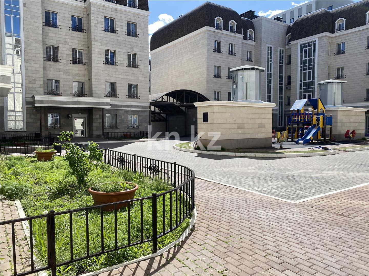 Продажа 3-комнатной квартиры, 97 м² в Астане - фото 24