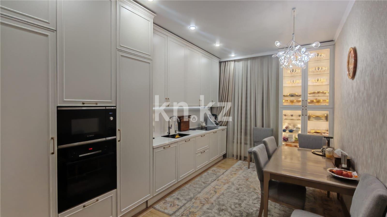 Продажа 4-комнатной квартиры, 123 м², ул. Дюсембекова в Караганде - фото 15