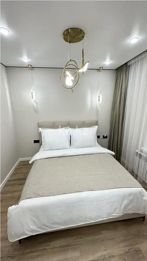 Продажа 2-комнатной квартиры, 40 м², пр. Райымбека, дом  590/16 в Алматы - фото 2