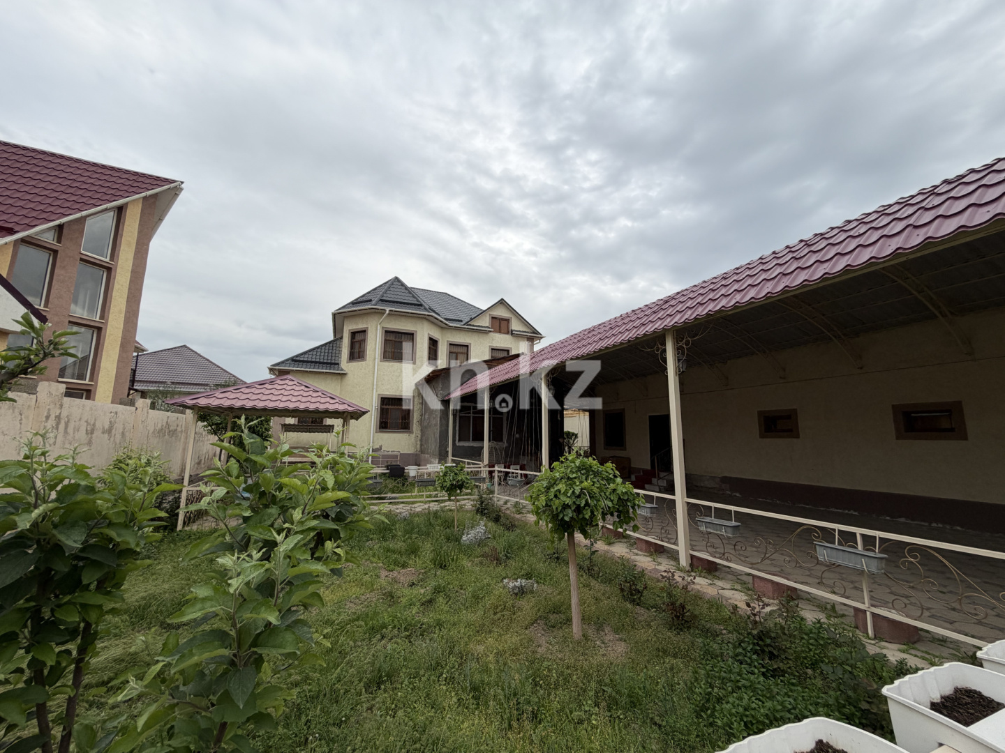 Продажа 8-комнатного дома, 500 м² в Шымкенте - фото 3