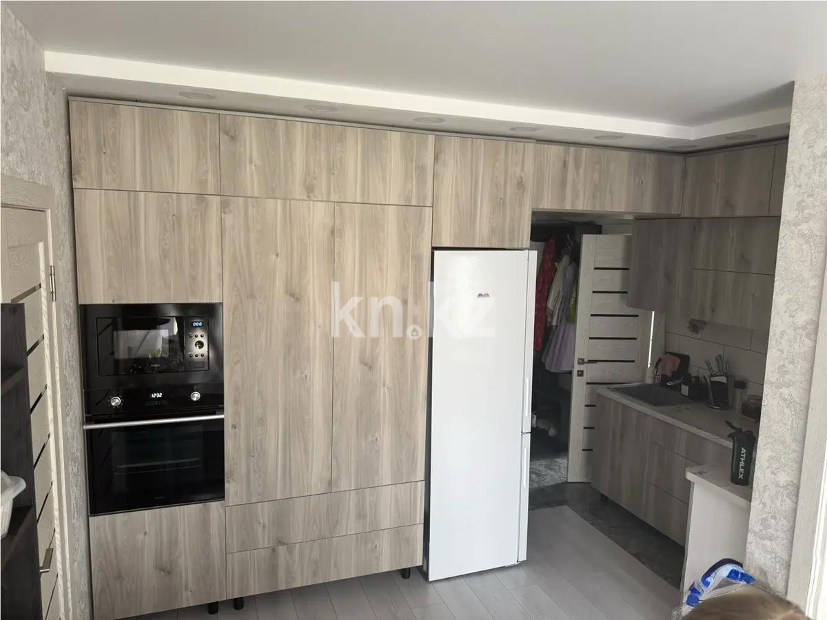 Продажа 3-комнатной квартиры, 60 м², пр. Сейфуллина, дом  51 в Алматы - фото 2