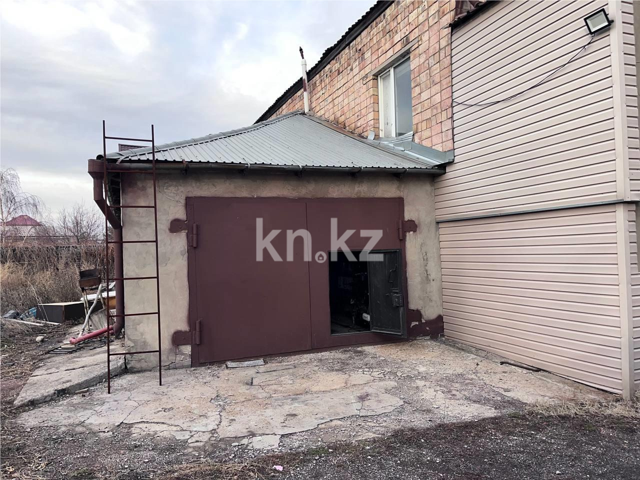 Продажа 5-комнатного дома, 271 м² в Караганде - фото 42