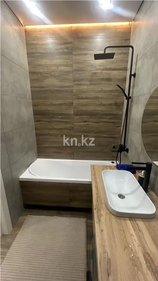 Продажа 2-комнатной квартиры, 65 м² в Караганде - фото 5