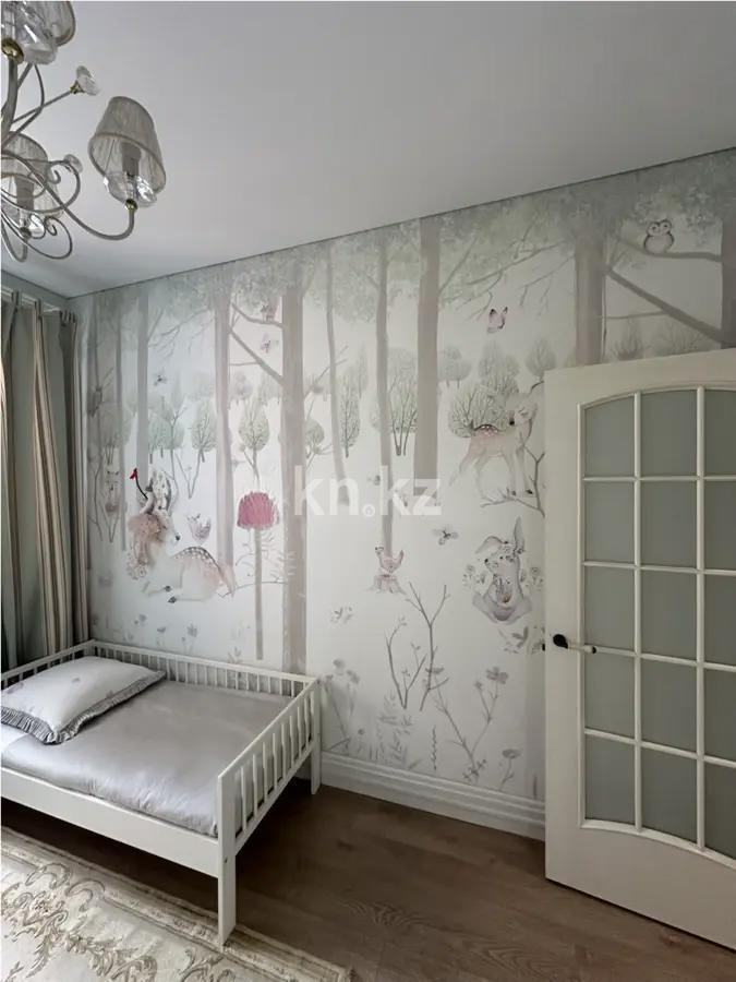 Продажа 4-комнатной квартиры, 90 м², ул. Дюсембекова, дом  44/2 в Караганде - фото 4