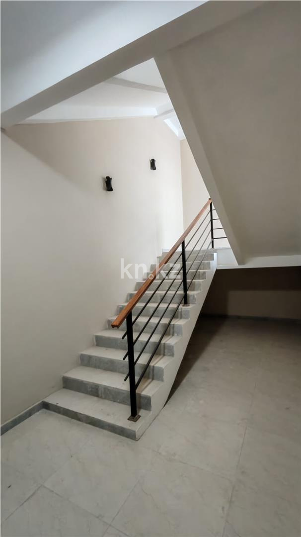 Продажа 3-комнатной квартиры, 94 м², 137 учетный квартал, дом  787 в Караганде