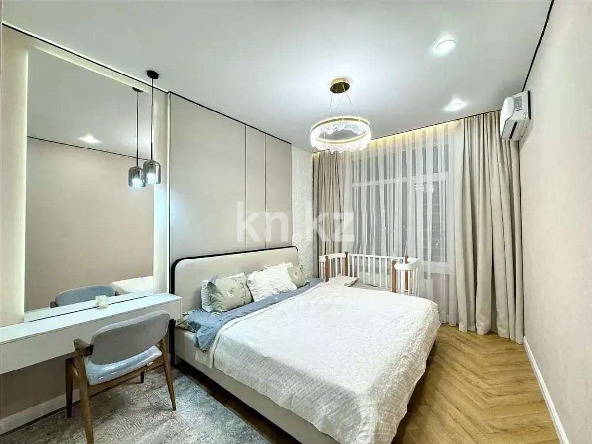 Продажа 3-комнатной квартиры, 100 м², пр. Туран, дом  52/5 в Астане - фото 2