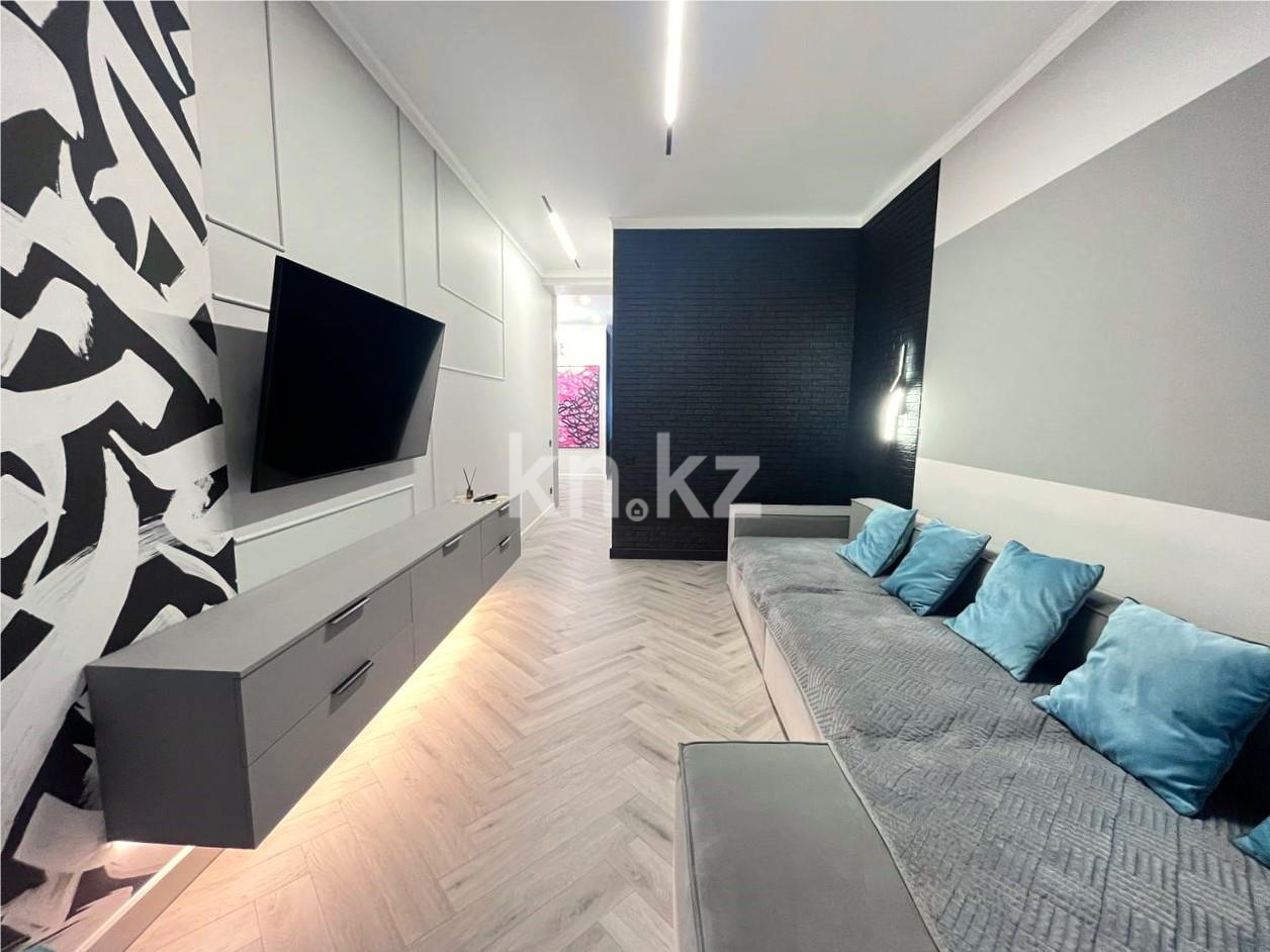 Продажа 2-комнатной квартиры, 73 м², ул. Момышулы в Караганде - фото 3