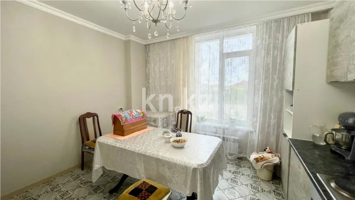 Продажа 3-комнатной квартиры, 90 м², ул. Онгарсыновой, дом  6 в Астане - фото 3