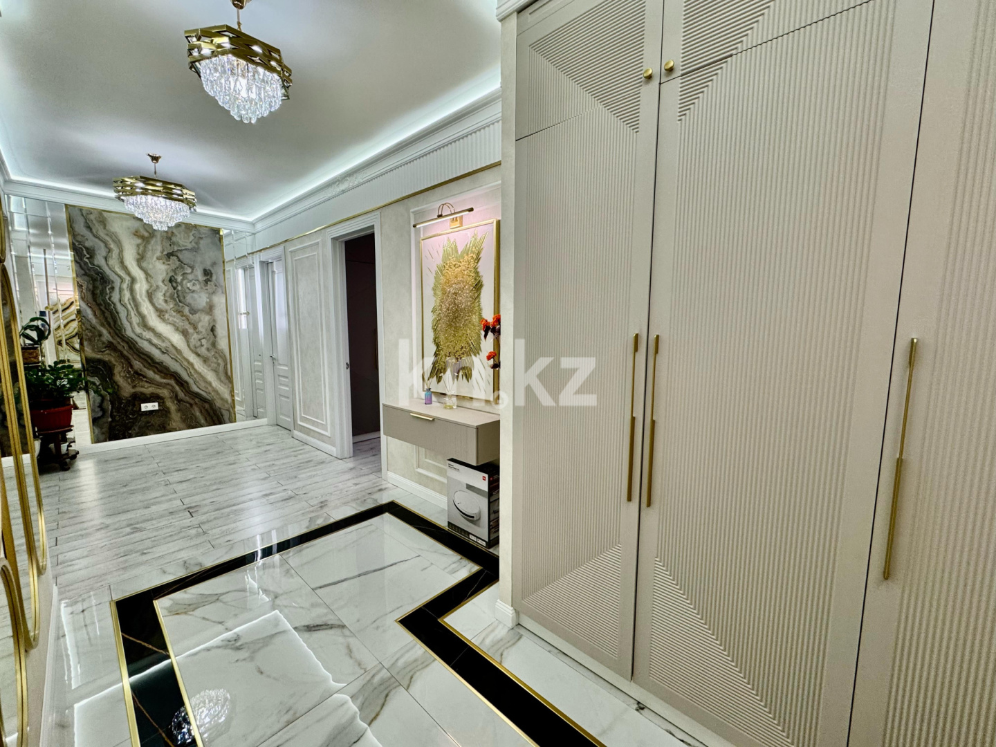 Продажа 3-комнатной квартиры, 120 м², ул. Гоголя, дом  56/4 в Караганде - фото 22