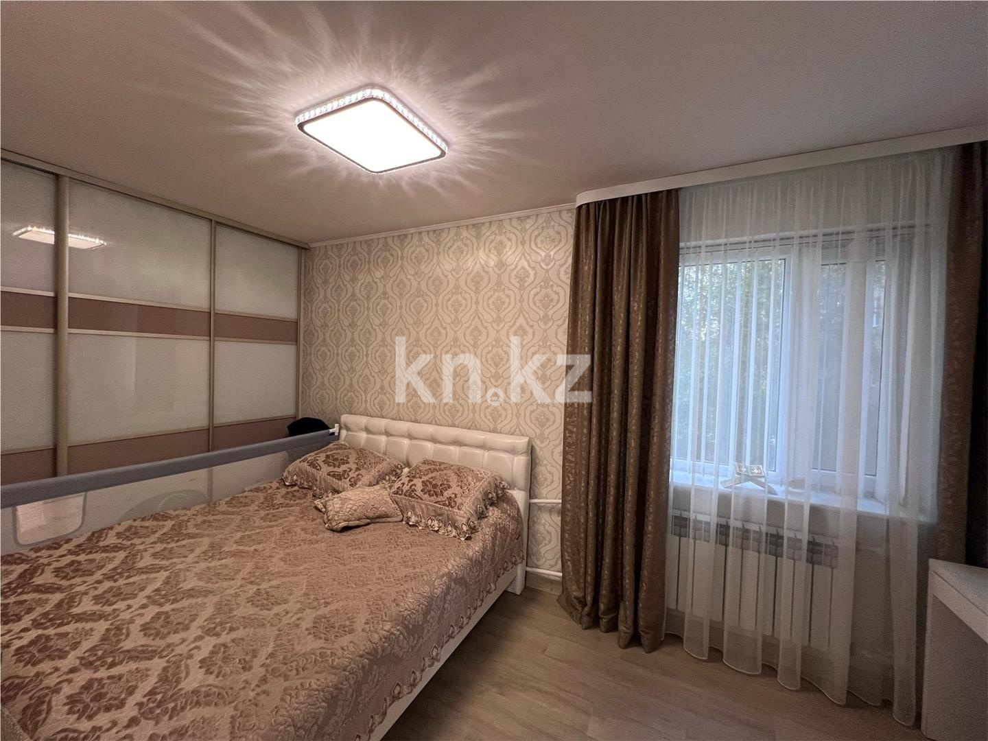 Продажа 3-комнатной квартиры, 85 м², ул. Дюсембекова, дом  35 в Караганде - фото 5