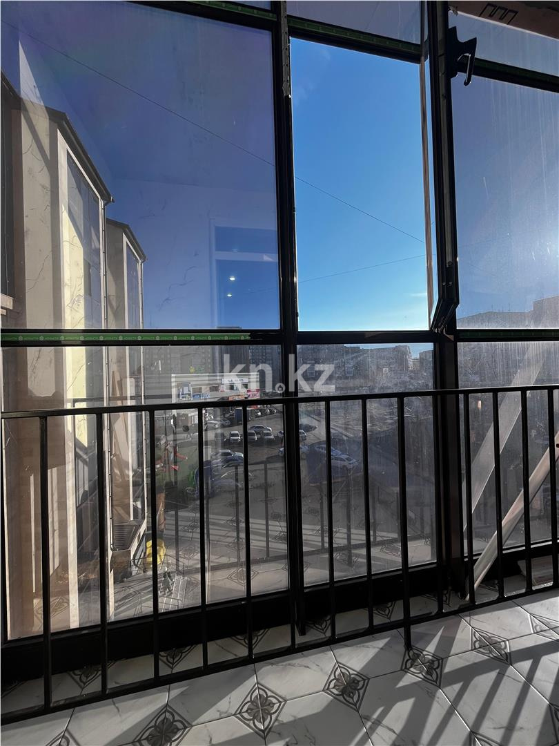 Продажа 2-комнатной квартиры, 65 м², мкр-н Голубые Пруды в Караганде - фото 13