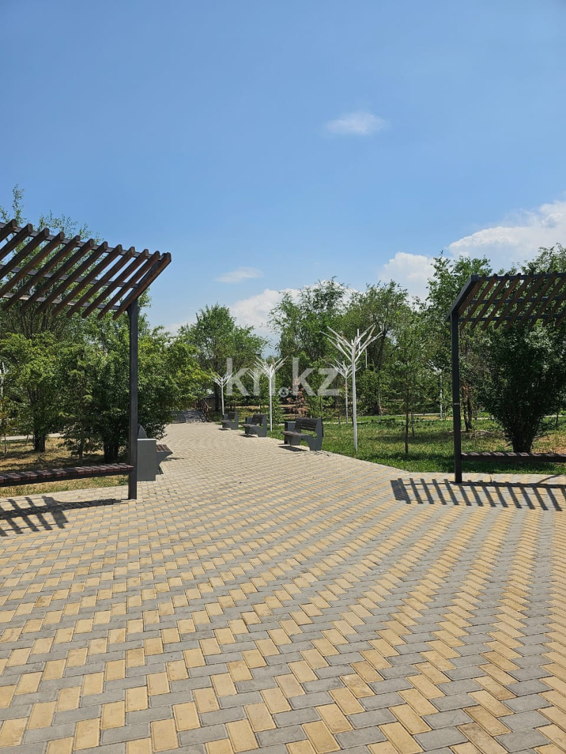 Продажа 5-комнатного дома, 345 м², ул. Айтматова в Алматы - фото 3