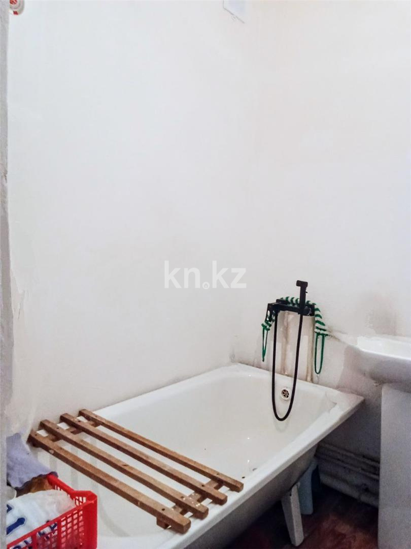 Продажа 2-комнатной квартиры, 60 м², ул. Сарыарка в Караганде - фото 8