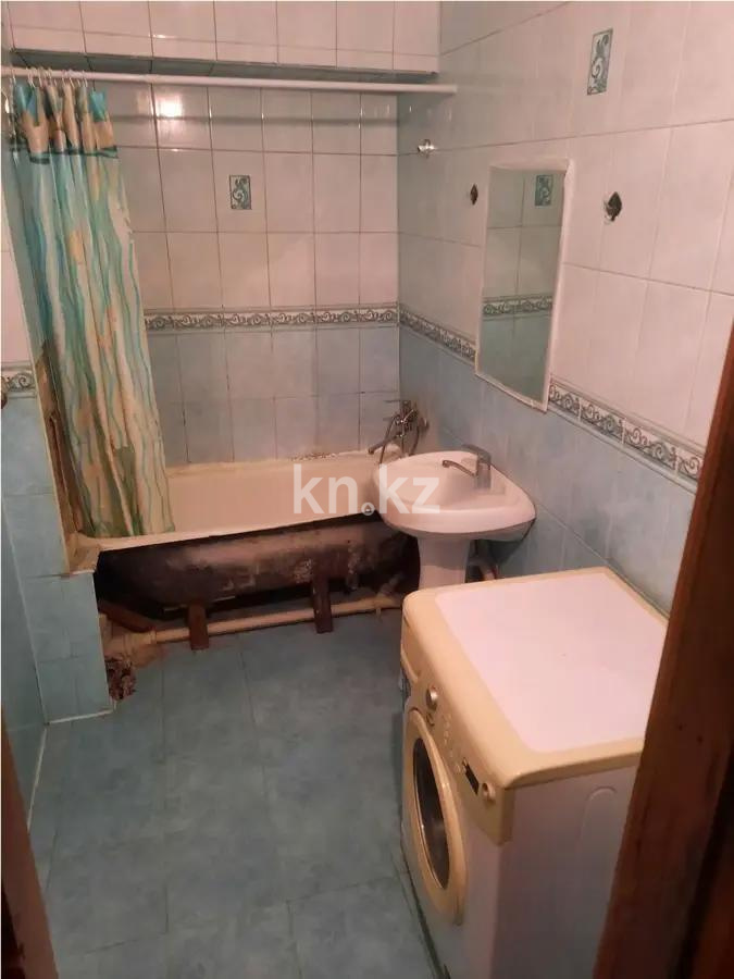 Продажа 3-комнатной квартиры, 76.4 м², мкр-н Аксай-3б, дом  32 в Алматы - фото 4