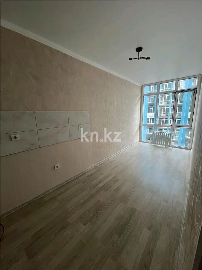 Продажа 1-комнатной квартиры, 39 м², ул. Жолымбет, дом  42/5 в Алматы - фото 2