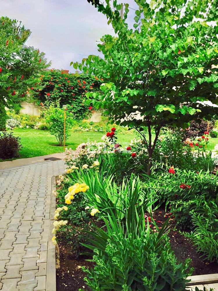 Продажа 4-комнатного дома, 130 м², ул. Зеленая, дом  2 в Алматы - фото 3