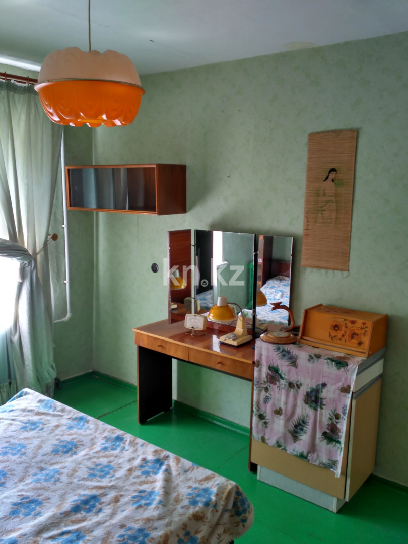 Продажа 3-комнатной квартиры, 60 м², ул. Ержанова, дом  17 в Караганде - фото 7