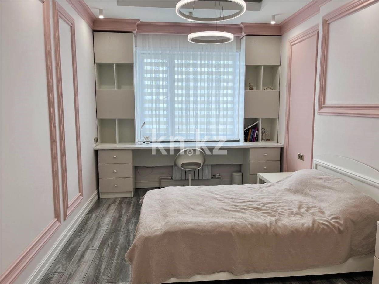 Продажа 4-комнатной квартиры, 107 м², пр. Шахтеров в Караганде - фото 12