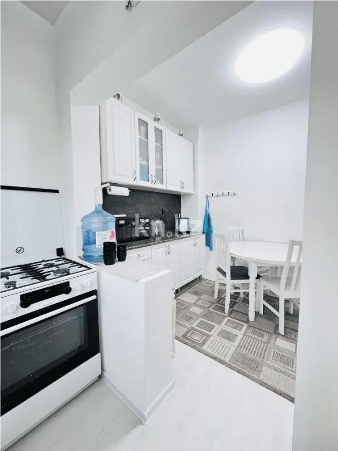 Продажа 3-комнатной квартиры, 76.5 м², ул. Аносова, дом  135 в Алматы - фото 3