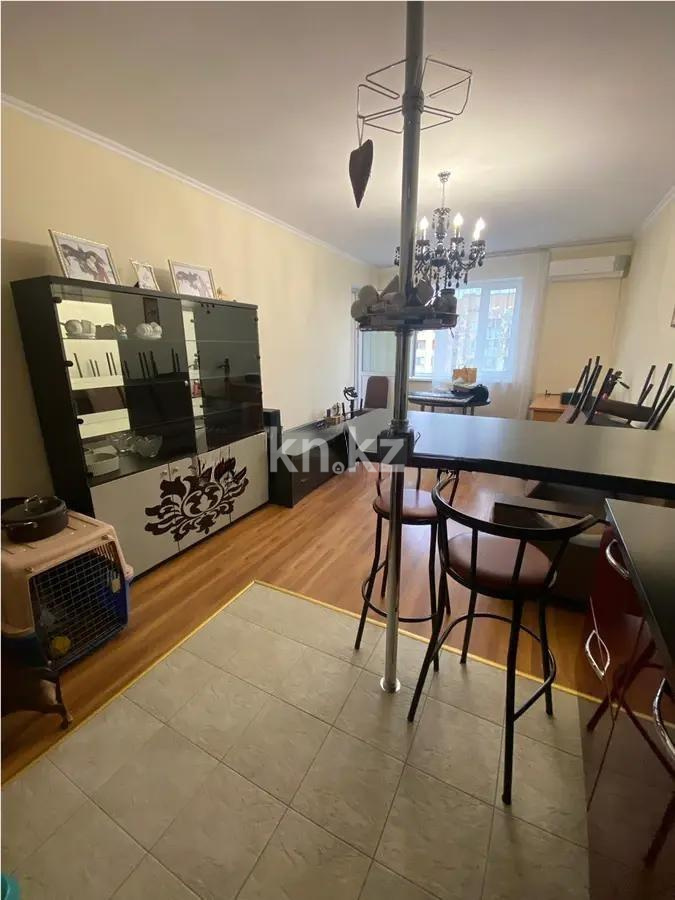Продажа 2-комнатной квартиры, 52.7 м² в Алматы - фото 3