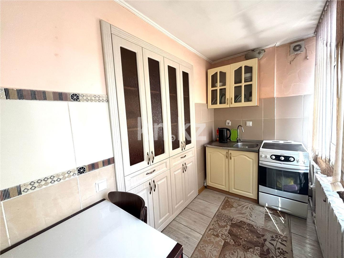 Продажа 3-комнатной квартиры, 62 м², ул. Крылова, дом  52 в Караганде - фото 2