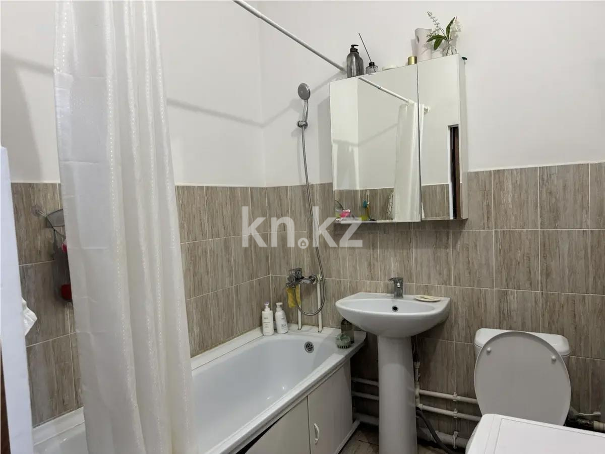 Продажа 2-комнатной квартиры, 77 м² в Алматы - фото 4