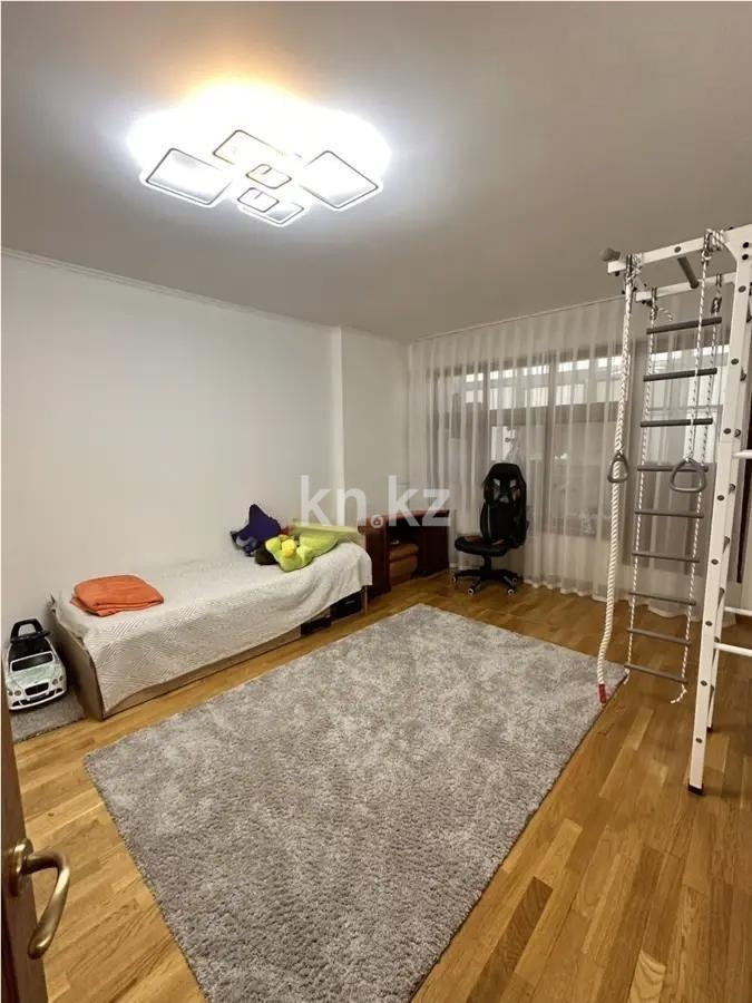Продажа 4-комнатной квартиры, 106 м² в Алматы - фото 4