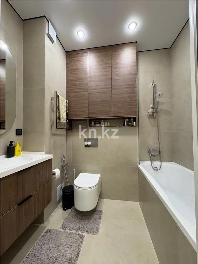 Продажа 3-комнатной квартиры, 90 м², ул. Халиуллина, дом  140/5 в Алматы - фото 7