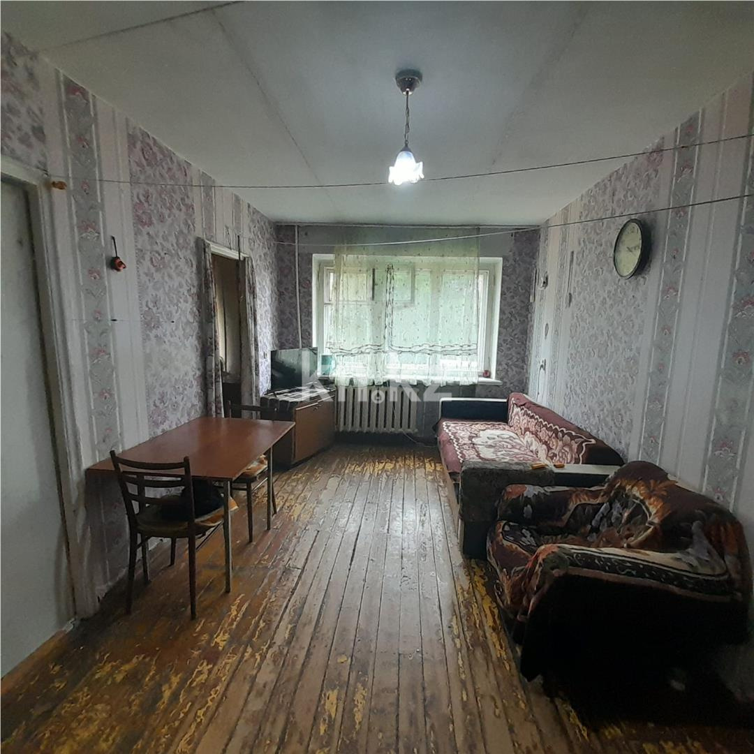 Продажа 4-комнатной квартиры, 60 м², мкр-н 21, дом  29 в Караганде