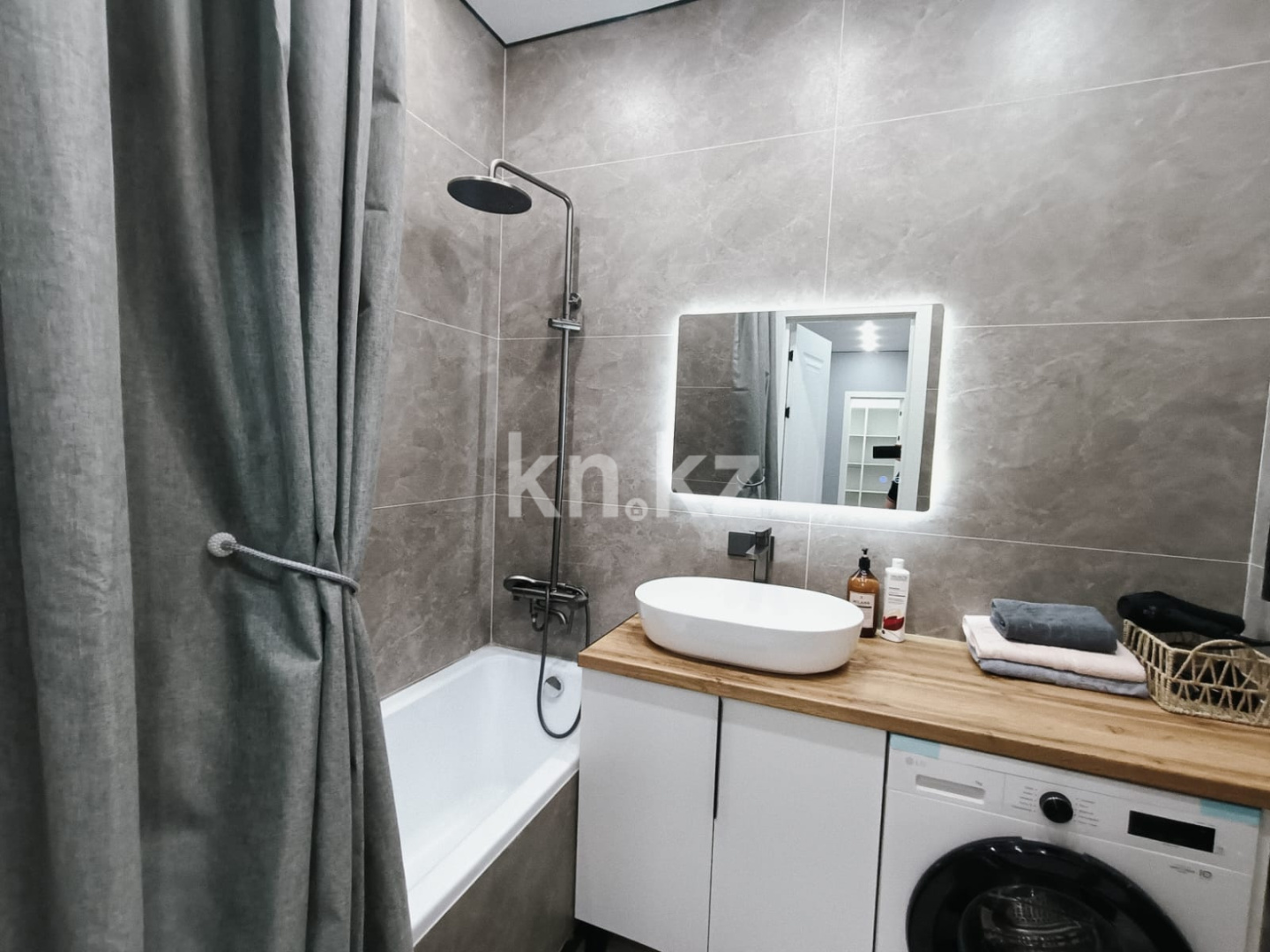 Аренда 2-комнатной квартиры посуточно, 65 м² в Алматы - фото 8