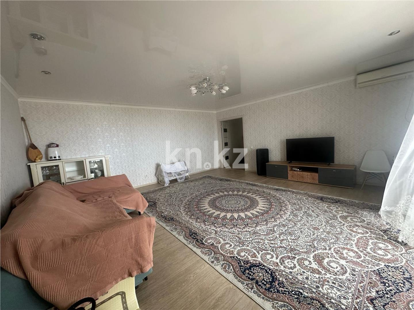 Продажа 2-комнатной квартиры, 77 м², ул. Ермекова, дом  106/2 в Караганде