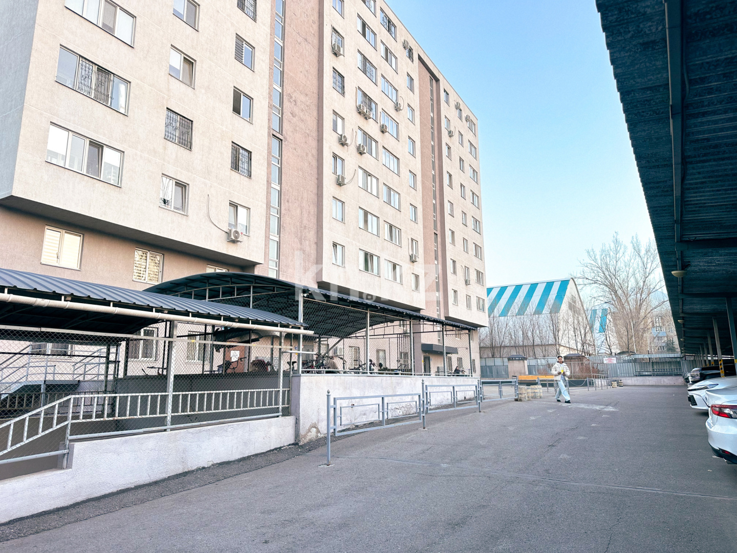 Продажа 3-комнатной квартиры, 81.1 м², мкр. Орбита-3, дом  55/2 в Алматы - фото 24