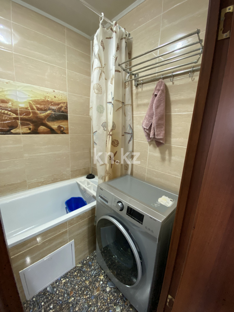 Продажа 2-комнатной квартиры, 53.2 м², мкр-н Голубые Пруды в Караганде - фото 11