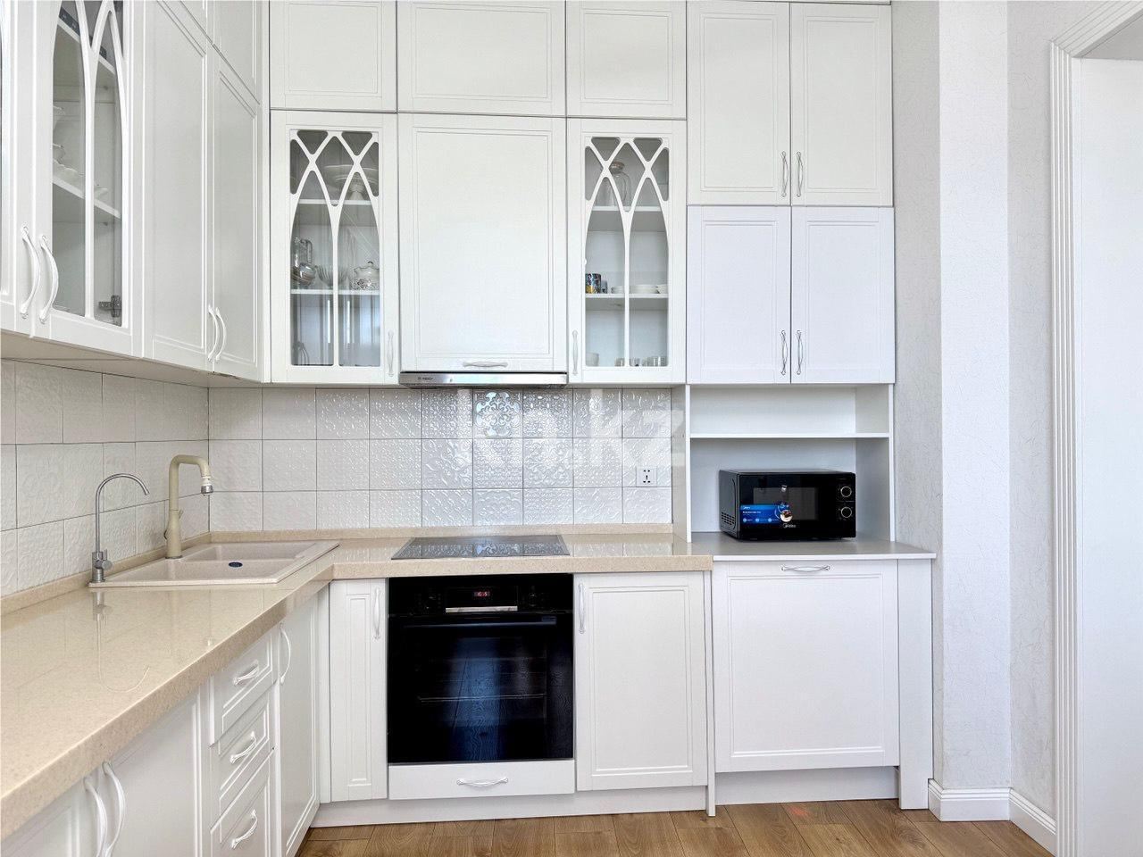 Продажа 3-комнатной квартиры, 98 м², ул. Байтурсынова в Астане - фото 12