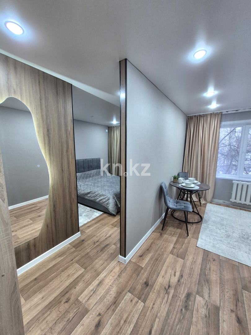 Аренда 1-комнатной квартиры посуточно, 32 м², Победа, дом  93 в Уральске - фото 3