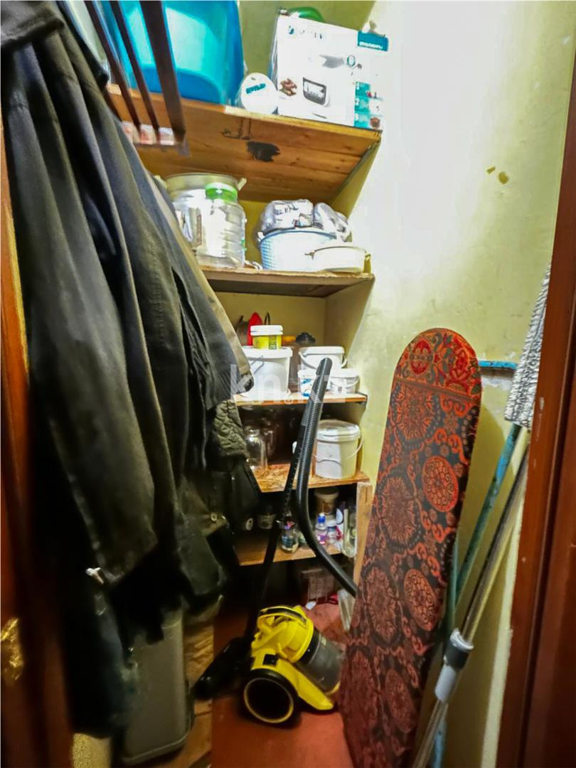 Продажа 3-комнатной квартиры, 65 м², ул. Гапеева в Караганде - фото 14