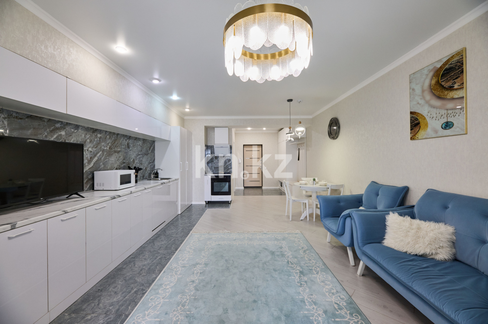 Аренда 1-комнатной квартиры посуточно, 50 м² в Алматы - фото 11