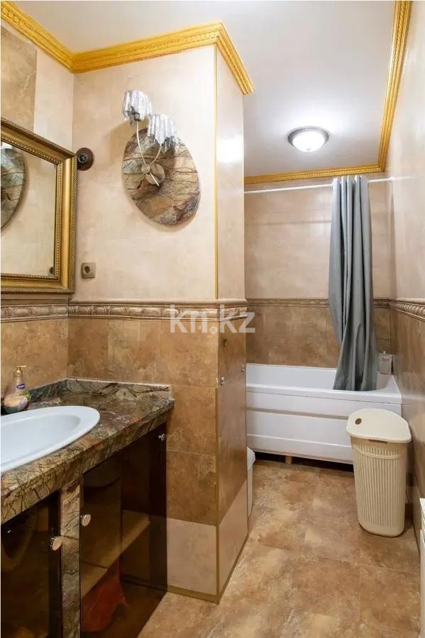 Продажа 3-комнатной квартиры, 70 м² в Алматы - фото 4