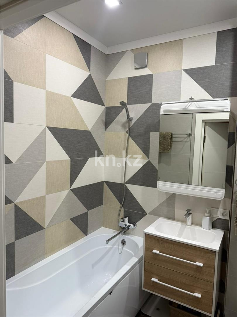 Продажа 2-комнатной квартиры, 66 м² в Караганде