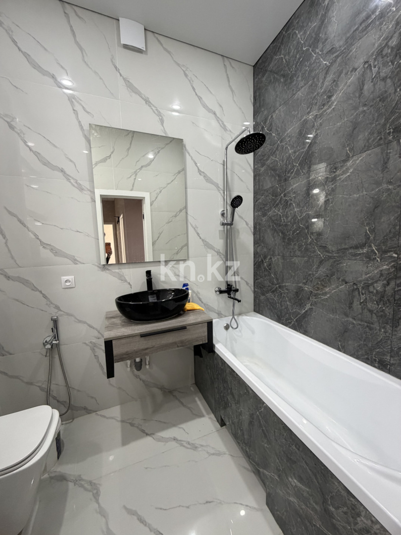 Аренда 2-комнатной квартиры, 70 м² в Караганде - фото 12