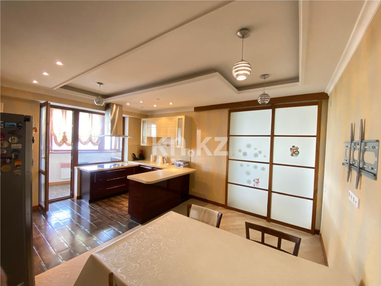 Продажа 4-комнатной квартиры, 159.7 м², ул. Шевченко, дом  8/1 в Астане - фото 11