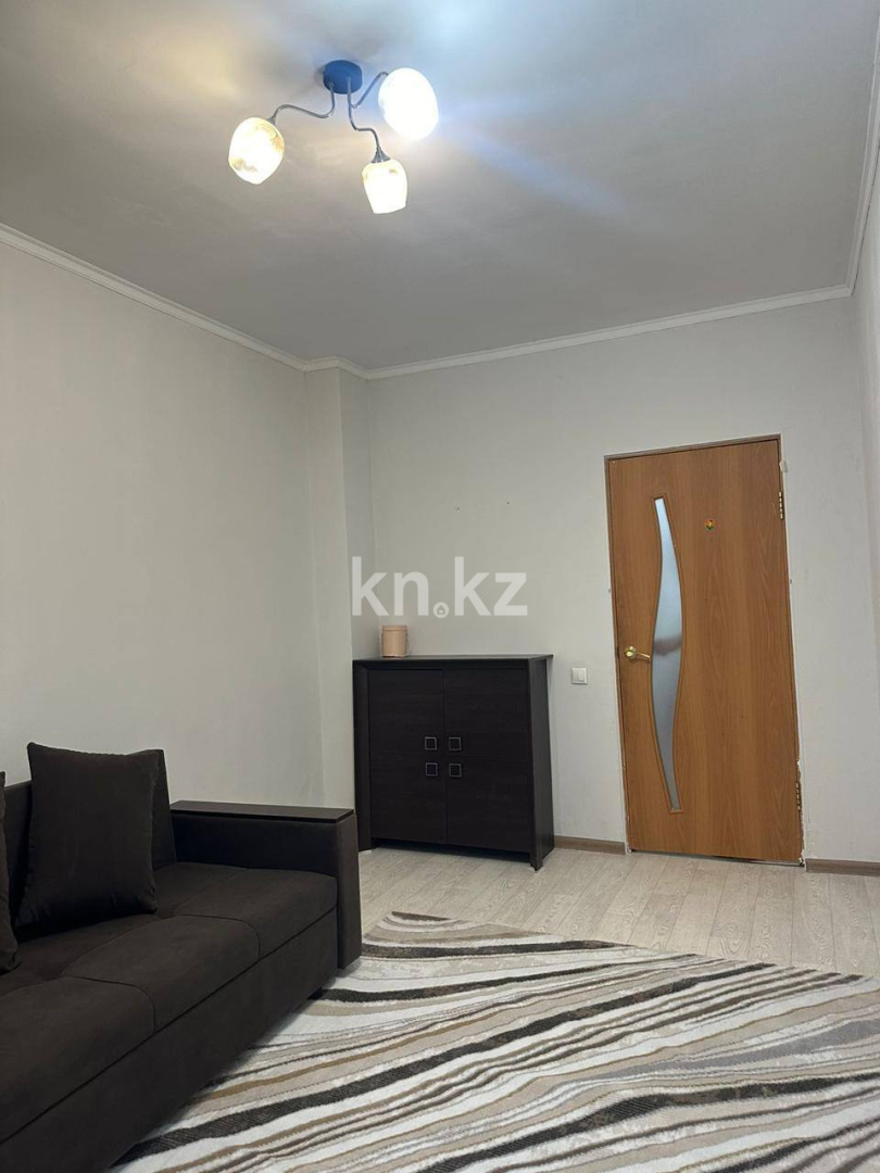 Аренда 1-комнатной квартиры, 40 м², ул. Алматы, дом  13 в Астане - фото 4