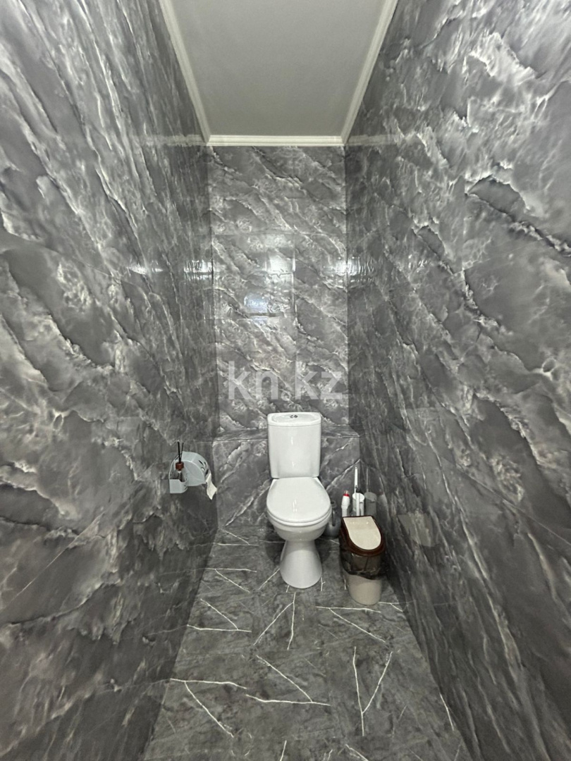 Продажа 3-комнатной квартиры, 91 м², пр. Шахтеров, дом  60 в Караганде - фото 13