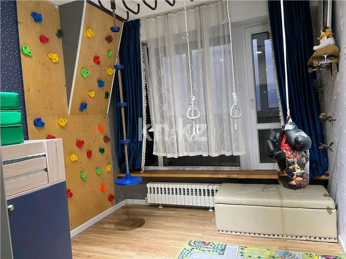 Продажа 4-комнатной квартиры, 150 м², ул. Катаева, дом  218 в Алматы - фото 3