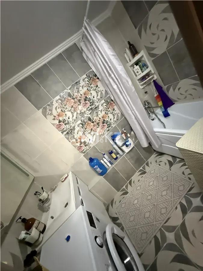 Продажа 3-комнатной квартиры, 69 м², ул. Кажымукана, дом  22 в Астане - фото 5