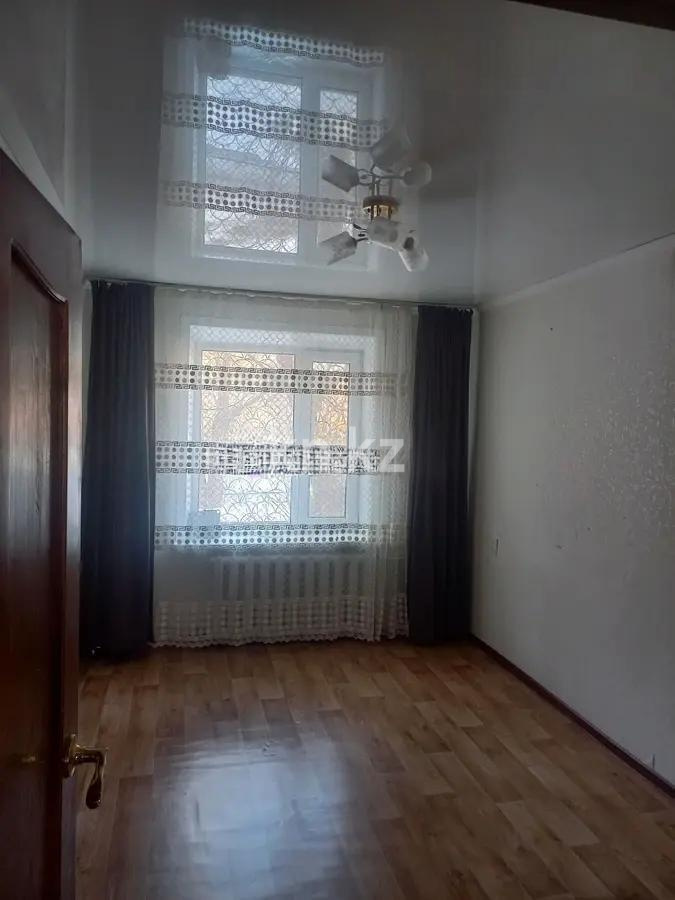 Продажа 4-комнатной квартиры, 76 м², ул. Таттимбета, дом  19 в Караганде - фото 4